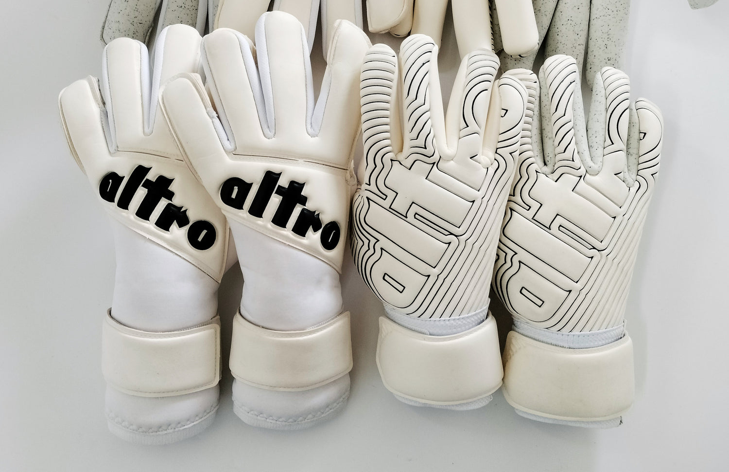 Altro Glove collection negative cut 